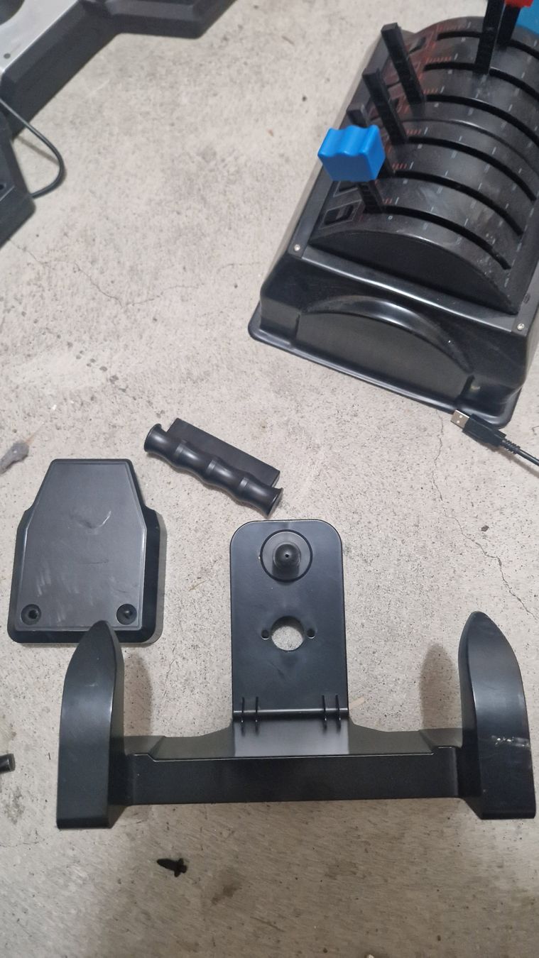 Controller: Logitech Flight System G940 Joysticks Throttle Pedals – Gebraucht aus Winkel von Luukas.81 2