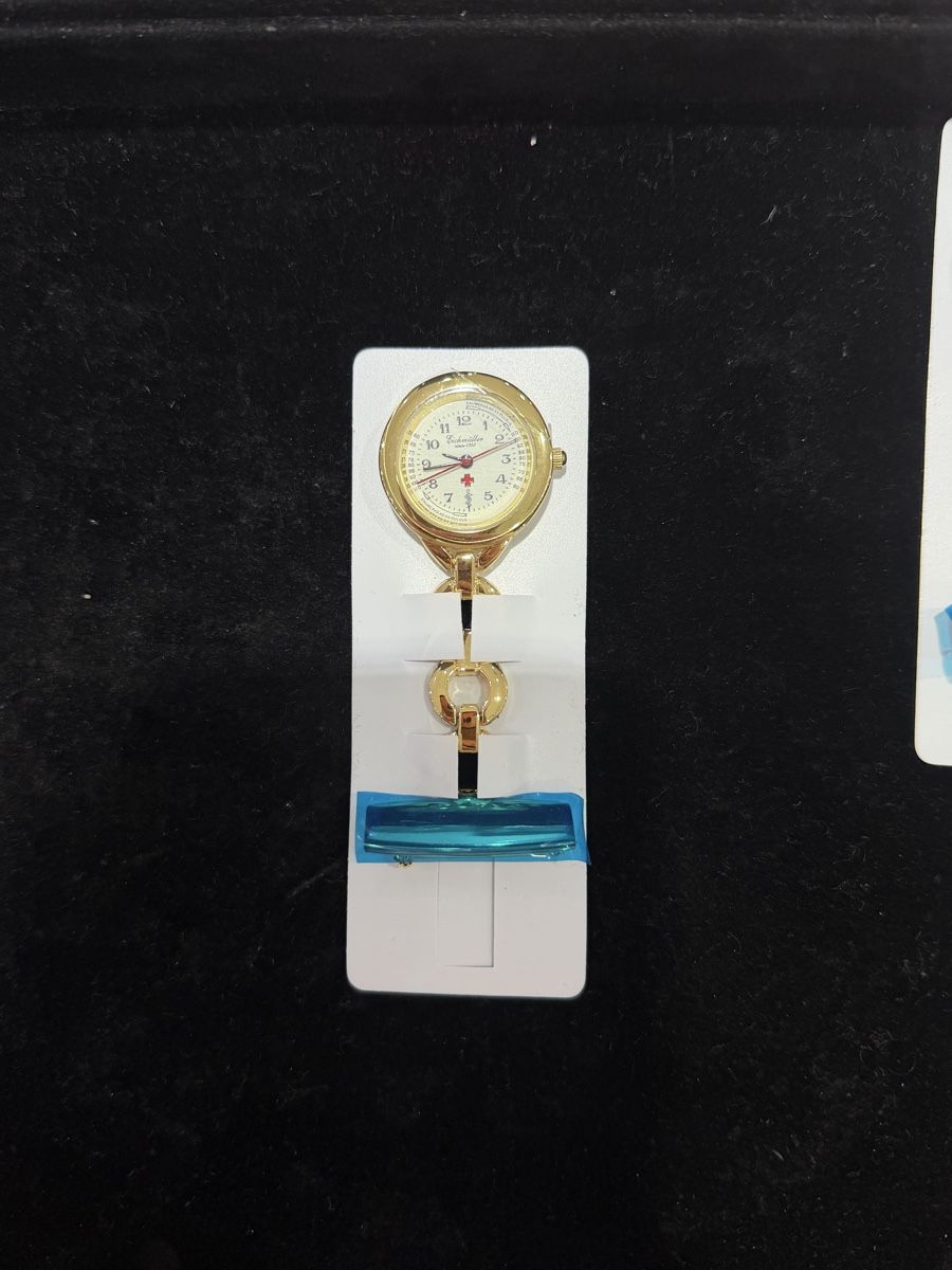 Uhren: Krankenschwester Uhr mit Nadel – Neu und originalverpackt aus Luzern von luzerngoldhaus 1