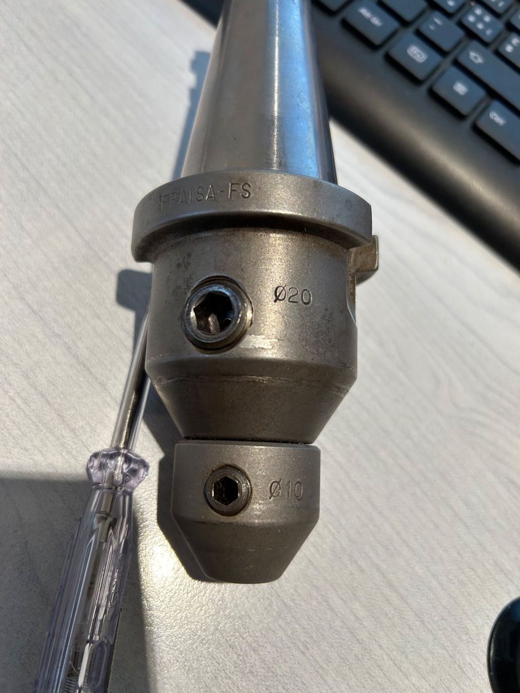Tutti gli attrezzi: 2Fräshalter SK 40  + Div. Fräser – Usato da Brunnen venduto da Eidgenosse02 4