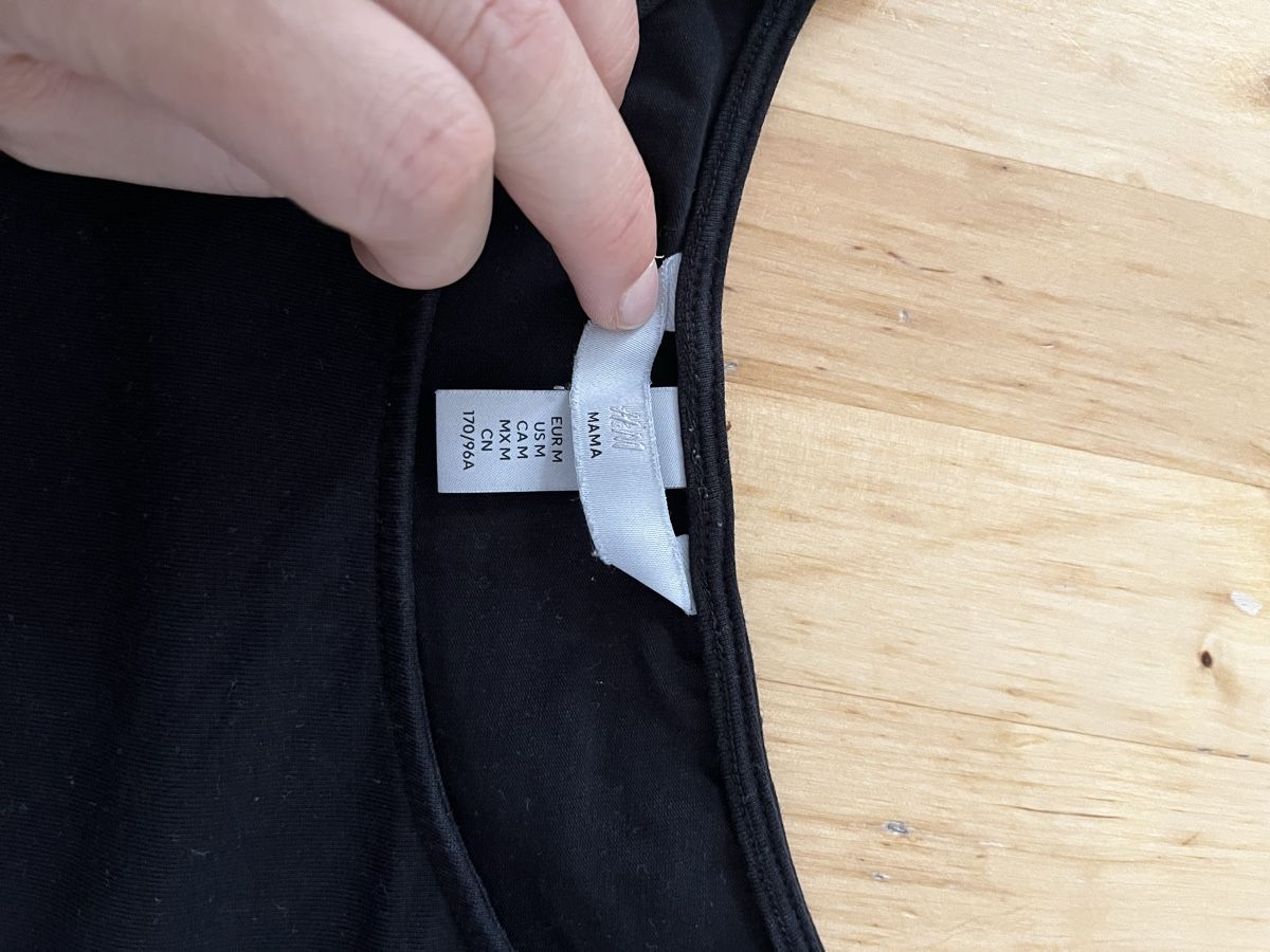 H&M Pulls & Sweat-shirts: Umstands-Langarmshirt M – D'occasion à Dietwil par gislerrahel 1