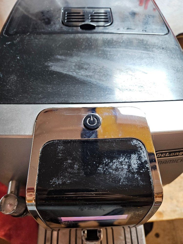 De'Longhi Macchine per caffè & Macchine per espresso: DeLonghi ECAM350.35.SB – Usato da Zürich venduto da mimi_zh 4