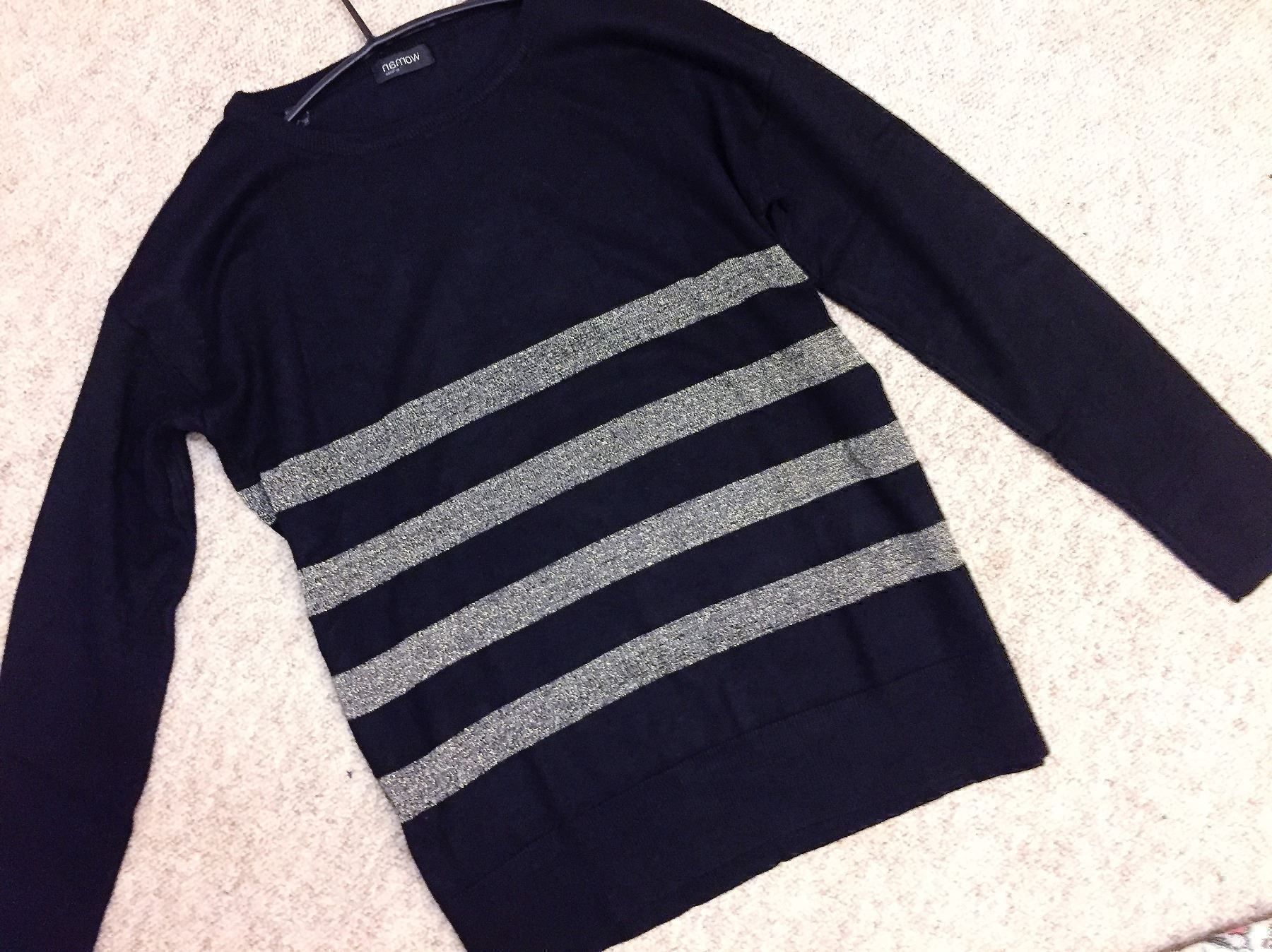Maglioni & Felpe: Feinstrick Pullover schwarz, Lurexstreifen, GrS 36-38 – Usato da Adliswil venduto da eri.40 4