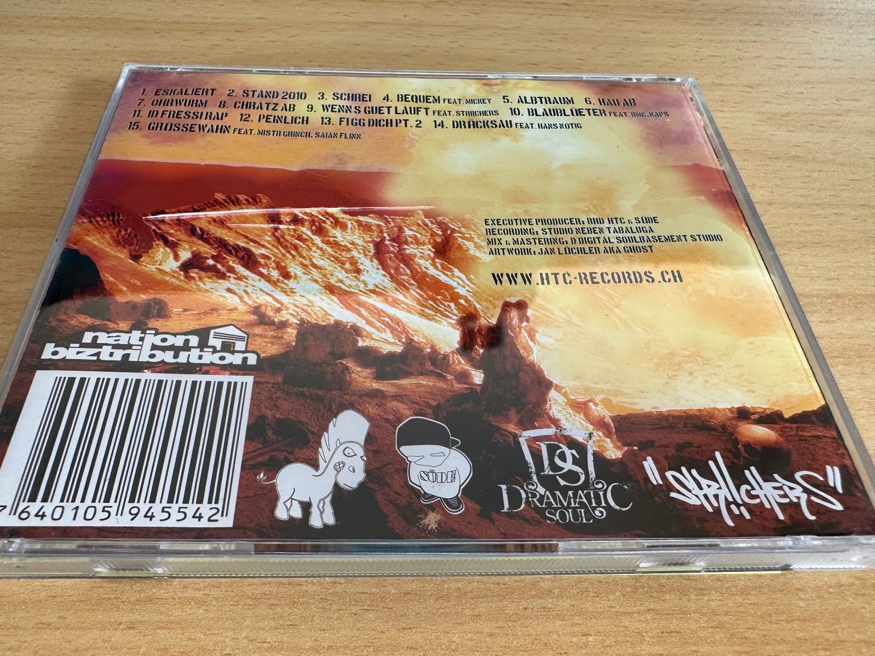 CD: HTC & Süde – Eskaliert – Usato da Rikon im Tösstal venduto da Alpenmutz 1