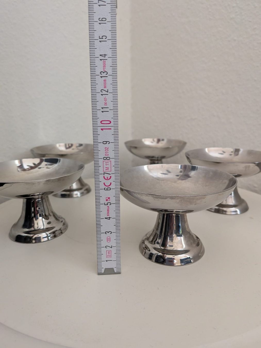 Set di piatti: 5 Vintage Edelstahl Glacebecher / Eisbecher – Usato da Zürich venduto da mikki.zh 2