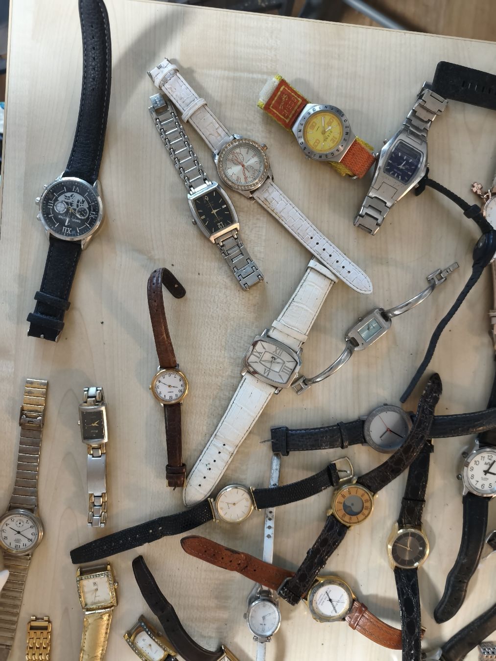 Uhren: Armbanduhr  – Gebraucht aus Kreuzlingen von dad_9x7b 5