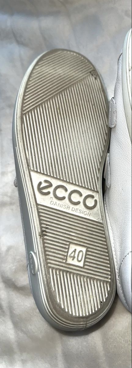 Ecco Scarpe da donna: ECCO SNEAKERS GR. 40 Leder neuwertig  – Nuovo (secondo la descrizione) da Unteraegeri venduto da MH203 9