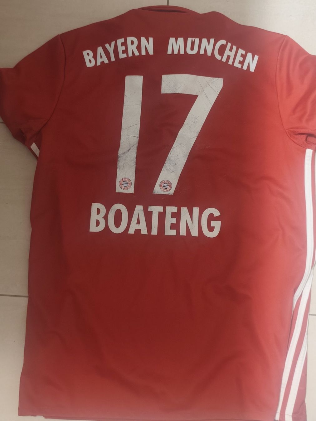 Maillots de corps & Pantalons: Ronaldo,Drogba,Boateng & PSG Trikots – D'occasion à Laupen BE par lte_5wm9 6
