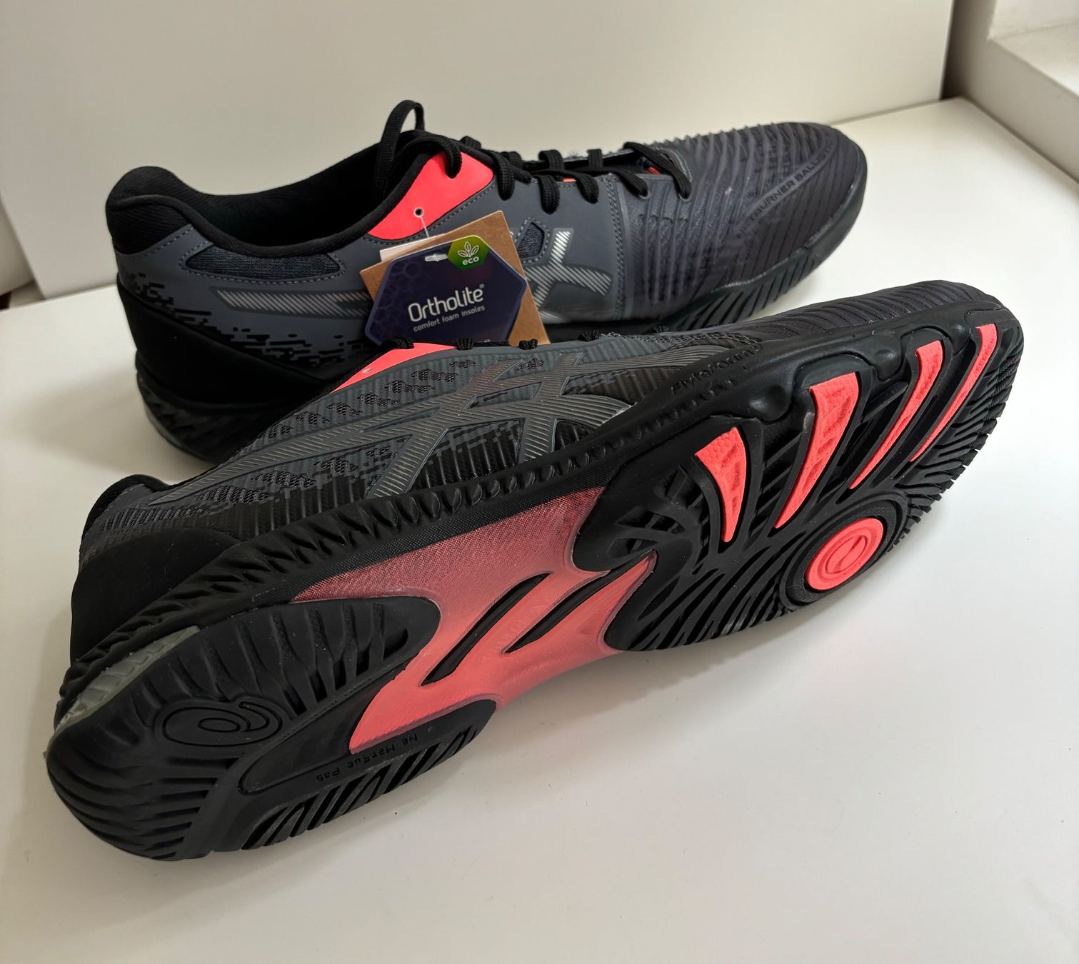 Asics Scarpe da uomo: ASICS NETBURNER BALLISTIC FF 2 L.E. Herren, Gr. 46 – Nuovo e nell'imballaggio originale da Luzern venduto da falena01 6