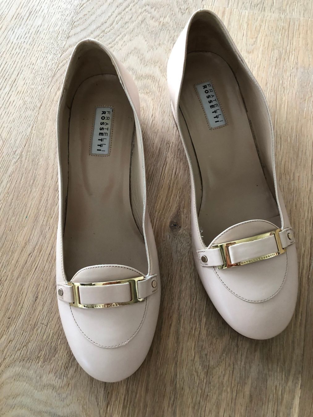 Fratelli Rossetti Chaussures femmes: Fratello Rossetti Pumps Gr. 37 – D'occasion à Adligenswil par futura0041