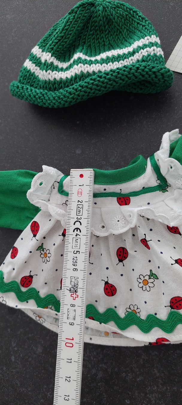 Poupées: Puppenkleid  – D'occasion à Muri AG par nindo1 1