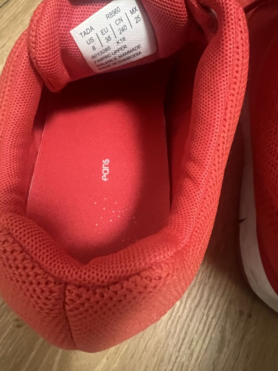 Calvin Klein Scarpe da donna: Calvin Klein Sneaker – Usato da Derendingen venduto da sam-jh 2
