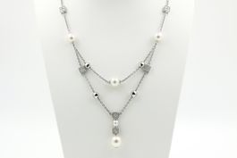 BULGARI "Lucia" Collier mit Perlen und Brillanten 18K *S4085
