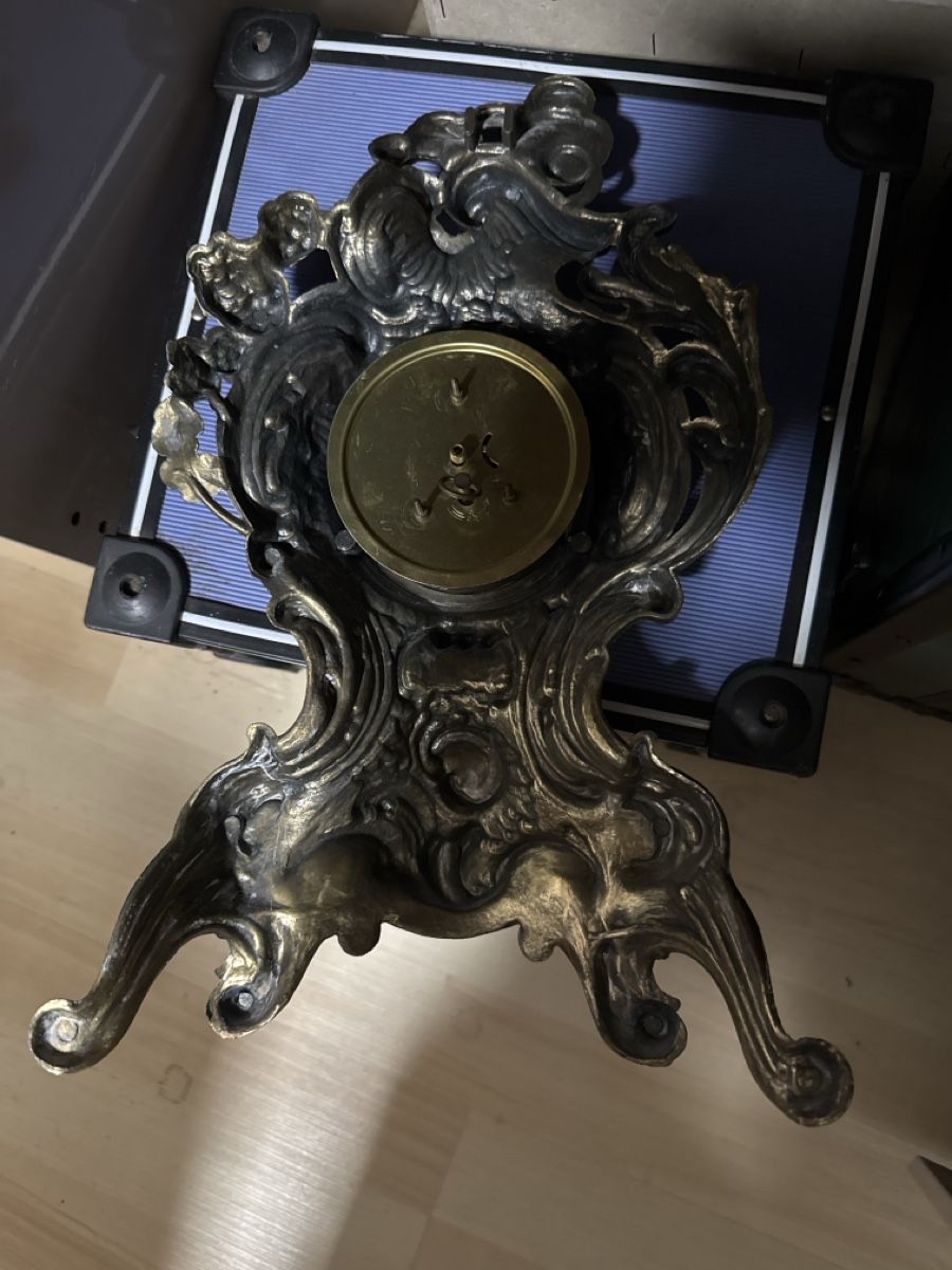 Orologi da terra & Orologi da parete: Pendule de table style baroque métal doré état usagé – Difettoso da La Chaux-de-Fonds venduto da lida2005 3