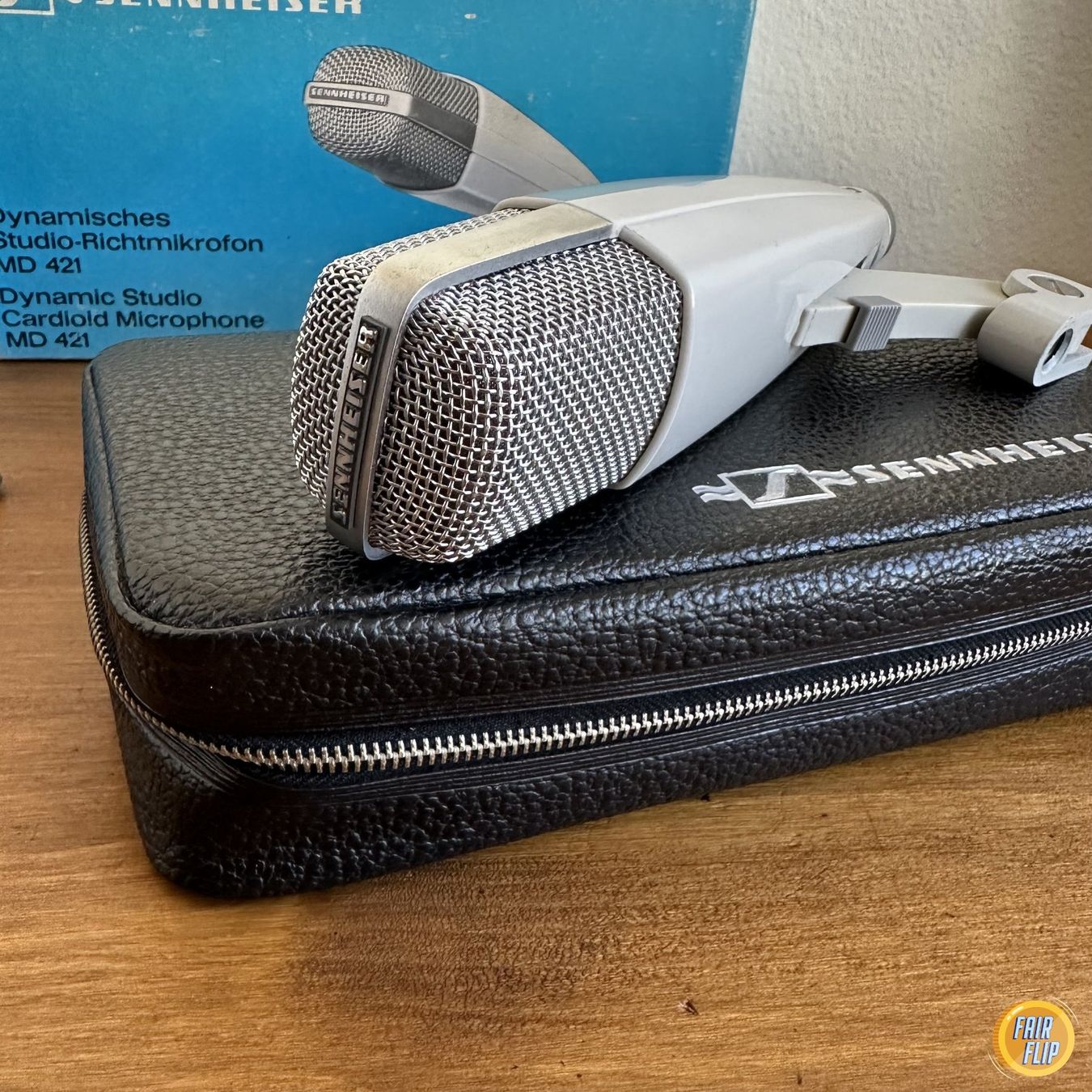 Sennheiser Microfoni: Sennheiser MD 421 Mikrofon mit Tischfuss MZT 421 – Usato da Luzern venduto da fairflip 1