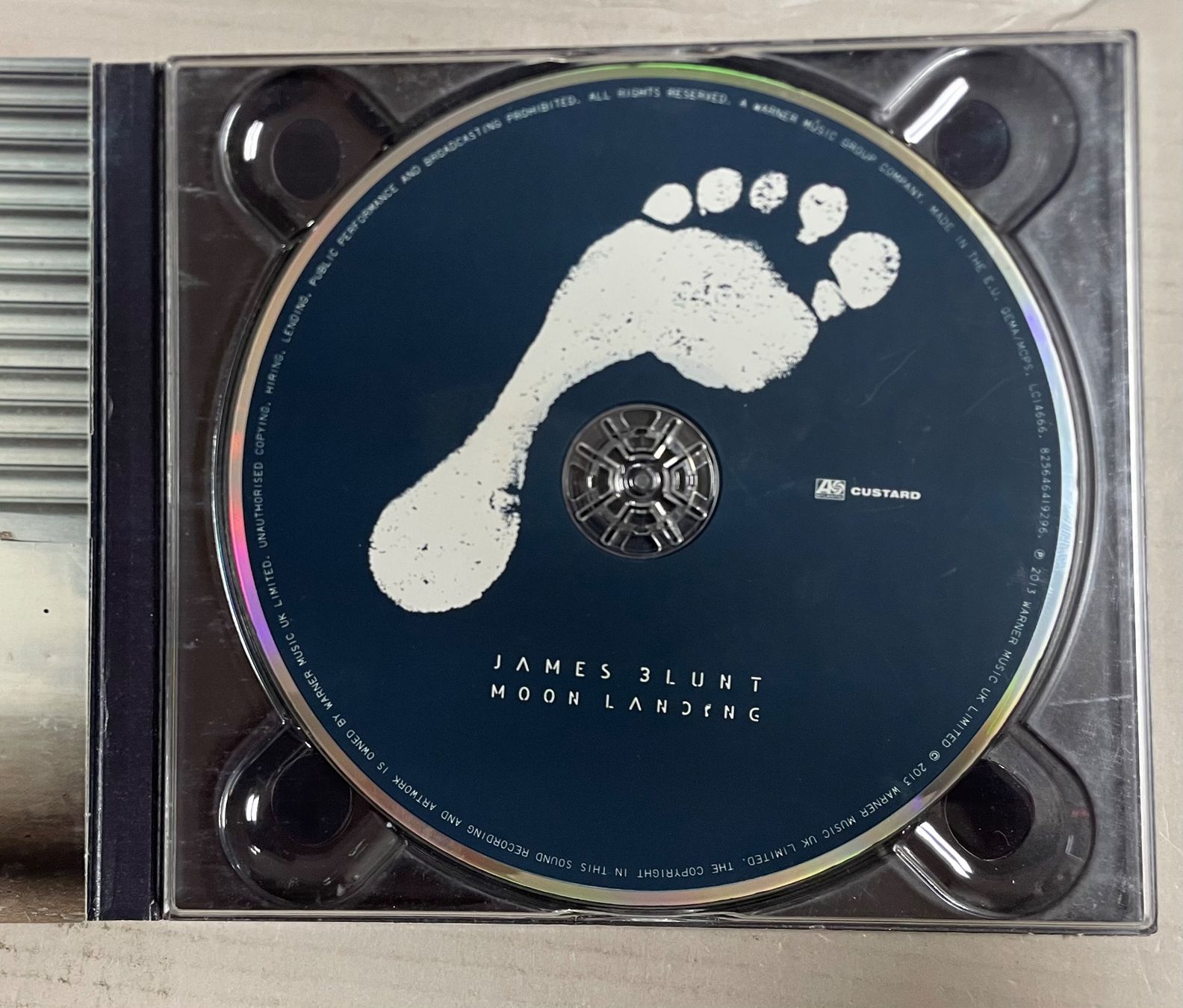 CD: James Blunt-Moon Landing – Usato da Muri b. Bern venduto da AdidasCollector 2