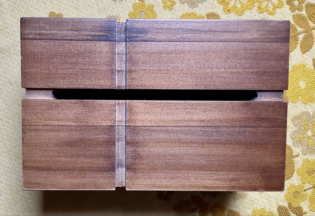 Articles en bois: Holzbox braun – D'occasion à Endingen par nathan05 1