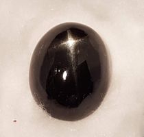Großer Stern-Diopsid 102 ct – Oval – Sammlerstein – NOS