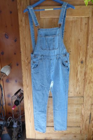 Jeans Latzhose Gr  M Bund  39cm