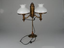 Quinquet-Doppellampe (Tischlampe)