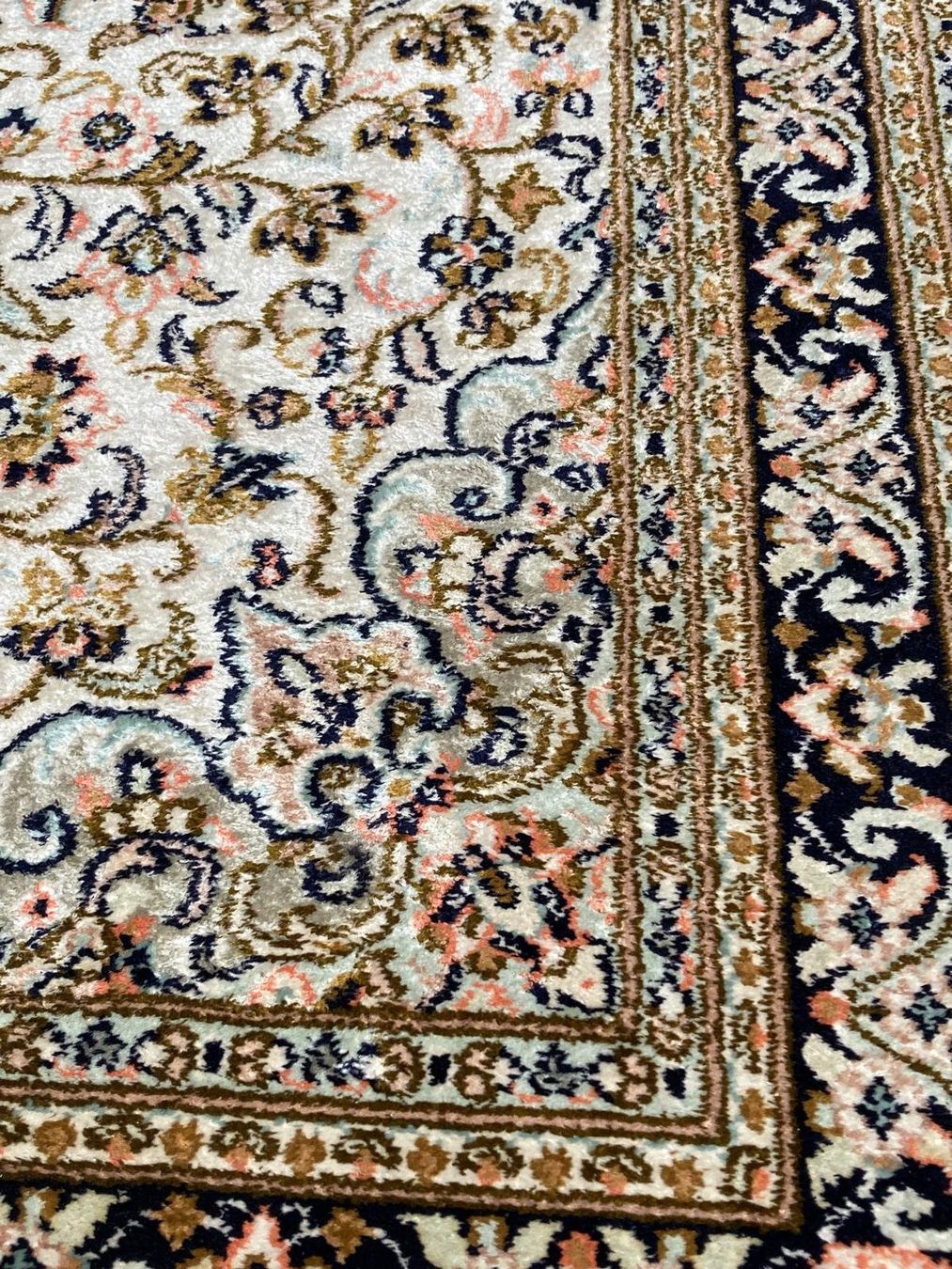 Tapis: Orientteppich Grösse 128cm x 77cm – D'occasion à Niederhelfenschwil par Chleeblatt1938 1