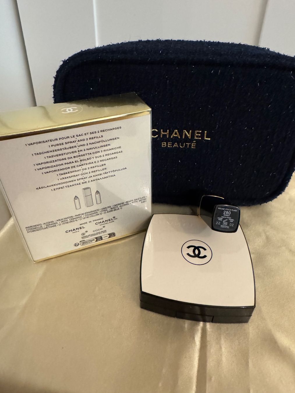 Chanel Profumi & Eau de Toilette: Chanel Coco Mademoiselle & Beauty Set – Nuovo e nell'imballaggio originale da Bern venduto da Blueangel6 1