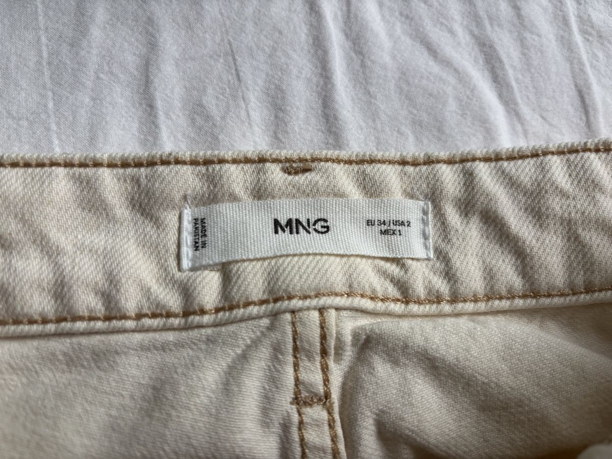 Mango Jeans: Mango flared Jeans  – Nuovo (secondo la descrizione) da Basel venduto da Vaniiiy 2