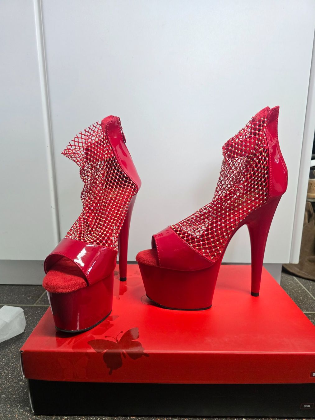 Chaussures femmes: Pleaser Adore-765RM High Heels 39 – D'occasion à Siegershausen par Chanty1005