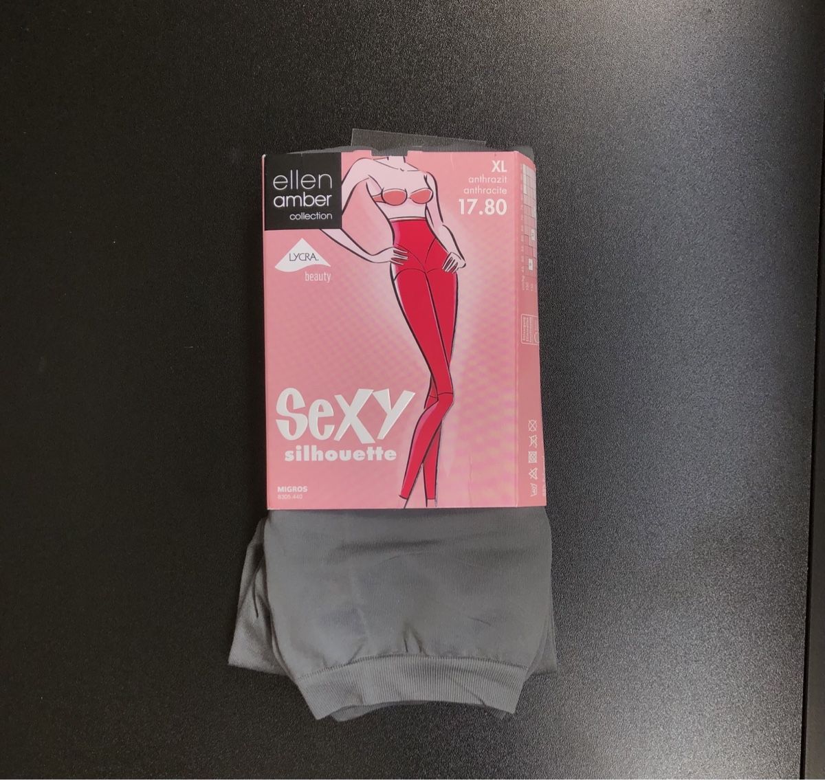Calze & Collant: Ellen Amber Strumpfhose anthrazit Grösse XL gebraucht – Nuovo e nell'imballaggio originale da St.Gallen venduto da nitka.