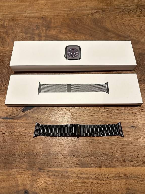 Apple Smartwatch: Apple Watch Series 8 Graphite Stainless – Usato da Goldach venduto da Privitec 1