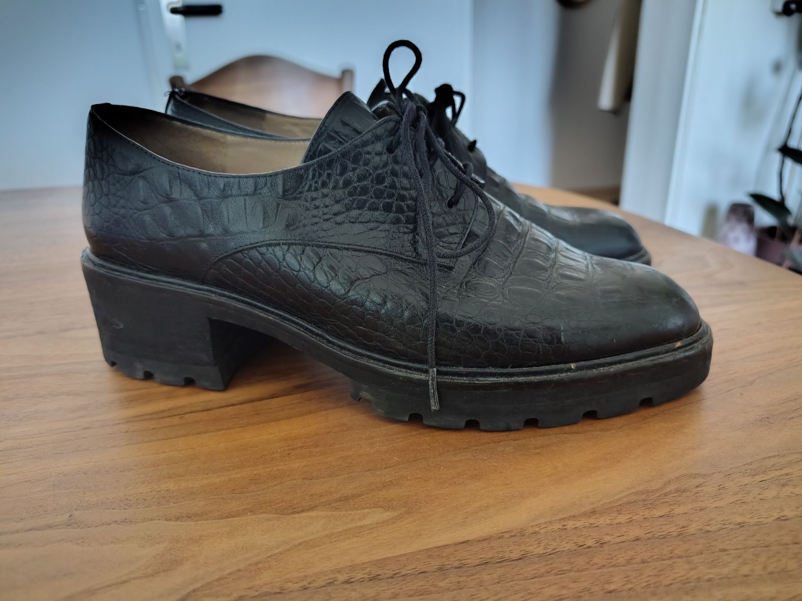 Scarpe da donna: Helsar Leder Schuhe Croc look 37 – Usato da Zürich venduto da betzec 2