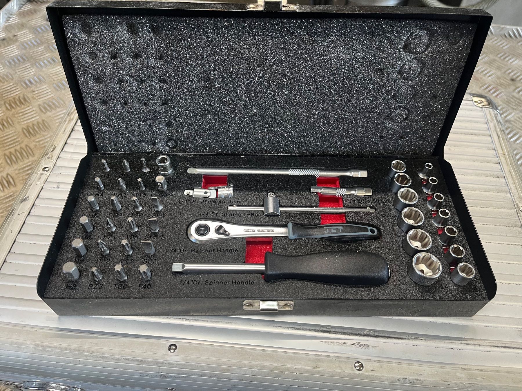 Technocraft Tutti gli attrezzi: Werkzugkoffer – Usato da Wyssachen venduto da roth19 8