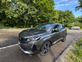 3008 Hybrid4 GT pack Parfait état