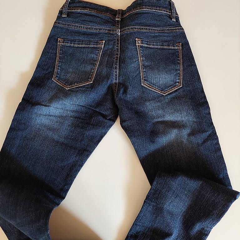Jeans: Jeans dunkelblau – Usato da Lohn SH venduto da Zwierbel 2