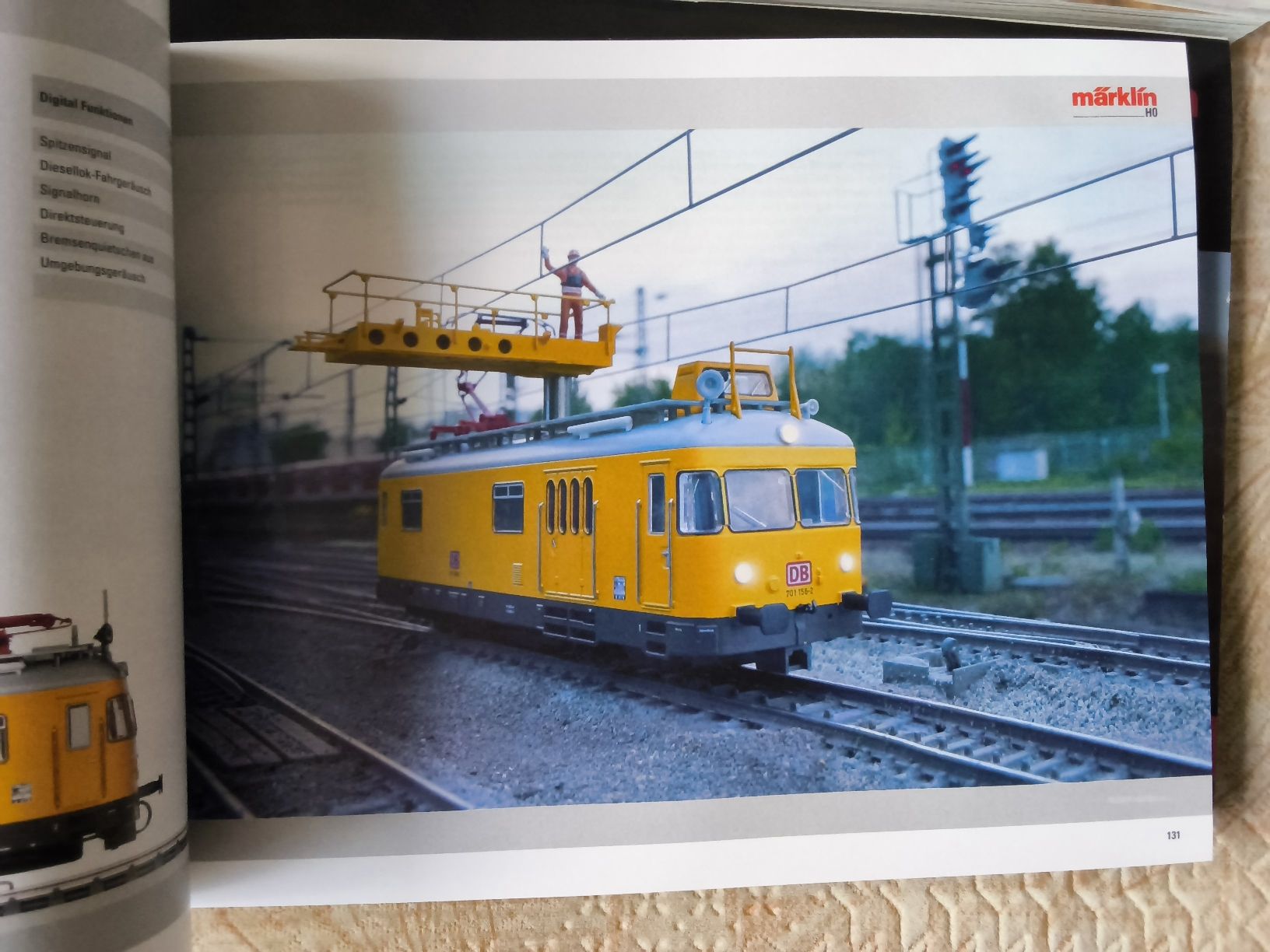 Livres: Märklin Gesamtkatalog 2011/2012 – D'occasion à Hallau par histoiremerveilleuse 5