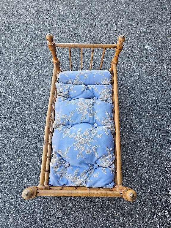 Carrozzine per bambole: Puppen Bettli – Usato da Merzligen venduto da rch_lh29 2
