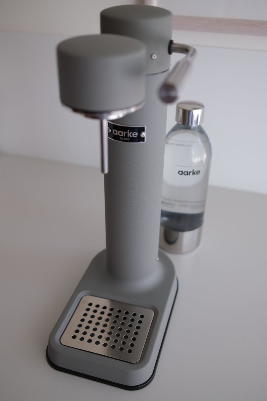 Aarke Elettrodomestici da cucina: AARKE Carbonator 3, grau – Usato da Arlesheim venduto da FairBroker 1