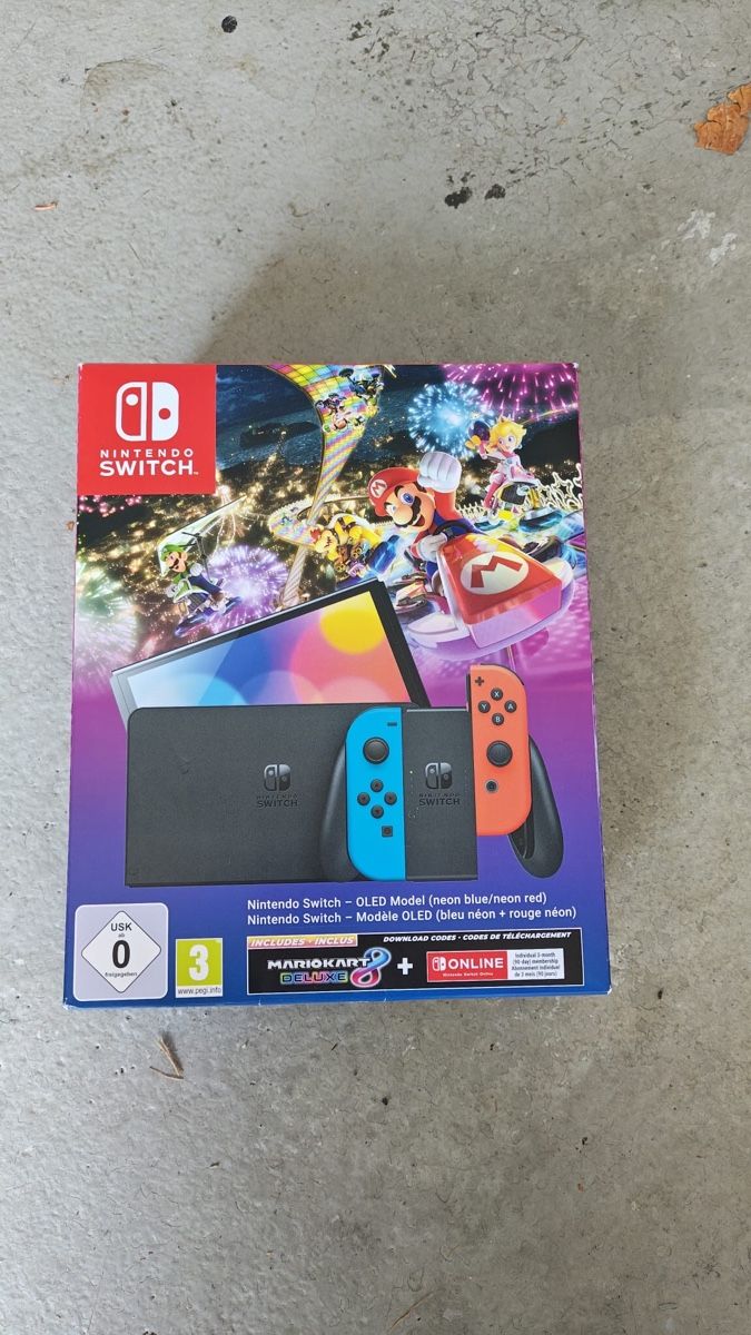 Nintendo Konsolen: Nintendo Switch OLED Mario Kart 8 Deluxe – Gebraucht aus Steinach von Giusep7