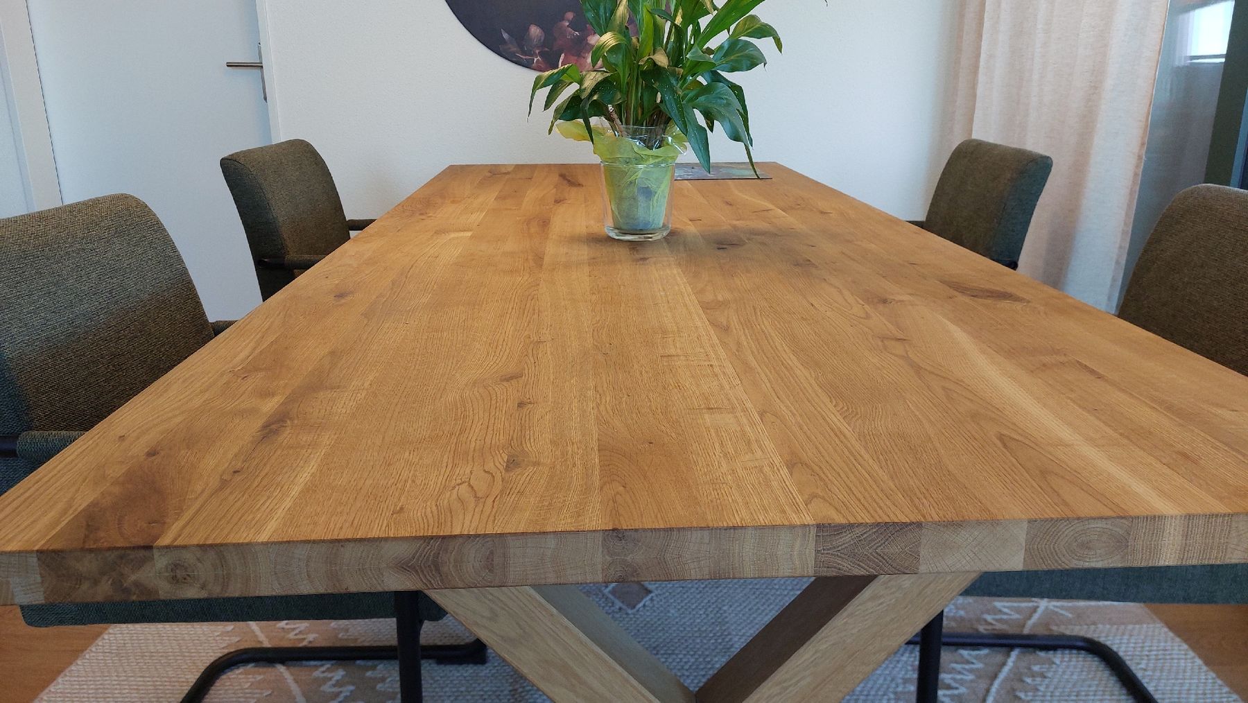 Tavoli: Solid Oak Dining Table with Cross Legs – Nuovo (secondo la descrizione) da Siebnen venduto da sta_x7zz 1