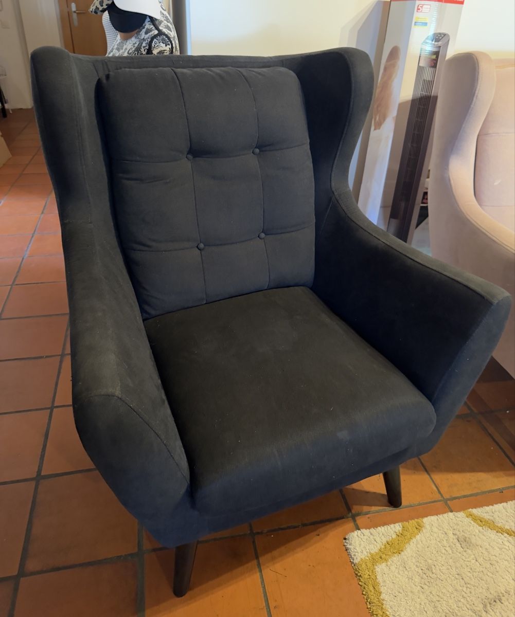 Livique Fauteuils: Sessel schwarz – D'occasion à Sissach par ani_h9y9 1