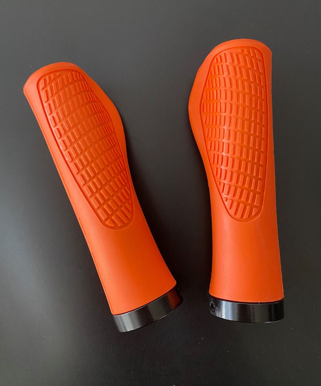 Pezzi di ricambio: Fahrrad / Velo / MTB / Lenkergriff / Ergonomisch – Nuovo e nell'imballaggio originale da Zollbrück venduto da shop_2016 1