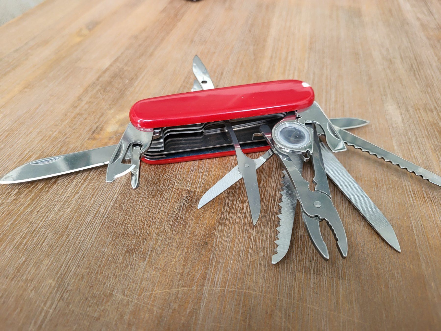 Couteaux de poche: SACKMESSER MULTIFUNKTION XXL NEU – Neuf avec emballage d'origine à Lommiswil par Fridu_C 3