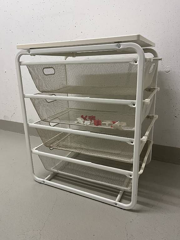 Ikea Scaffali: Ikea Algot Regal weiss – Usato da Zug venduto da Madize 1