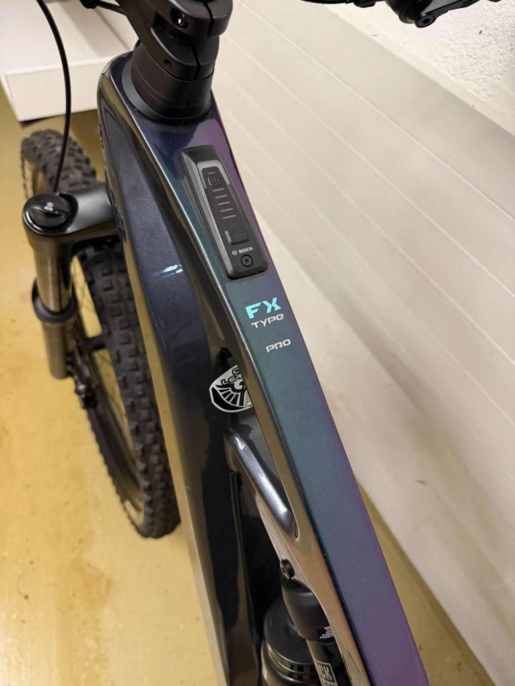 Bianchi Velos: Bianchi e-Vertic FX-Type PRO Carbon  Neuwertig nur 20km, L – Gebraucht aus Hausen am Albis von fed_ksv5 5