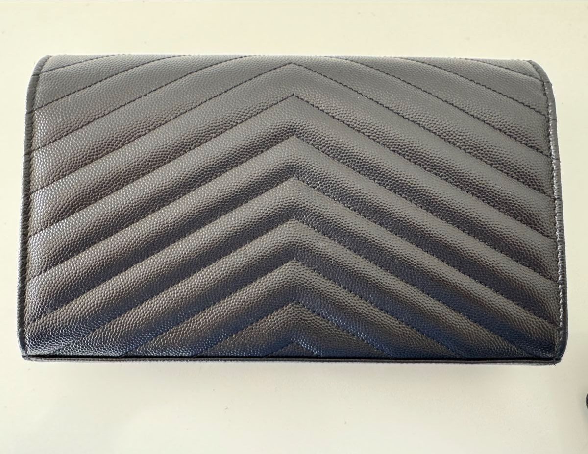 Saint Laurent Borse da donna: Saint Laurent Tasche – Nuovo e nell'imballaggio originale da Unterägeri venduto da san_6qcx 1