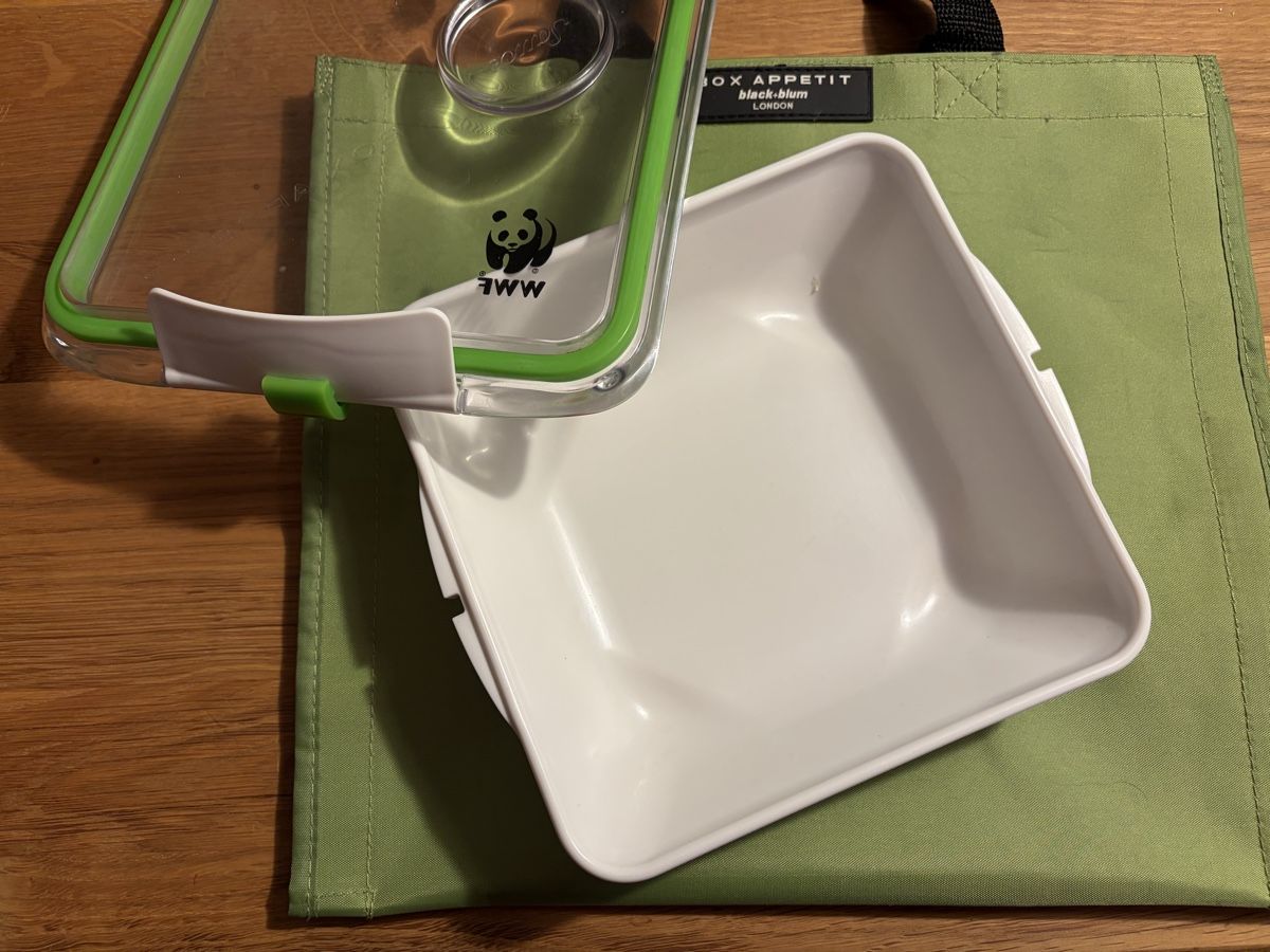 Contenitori & Simili: Lunchbox Set mit WWF Tasche, neuwertig – Usato da Lengnau BE venduto da most45 1