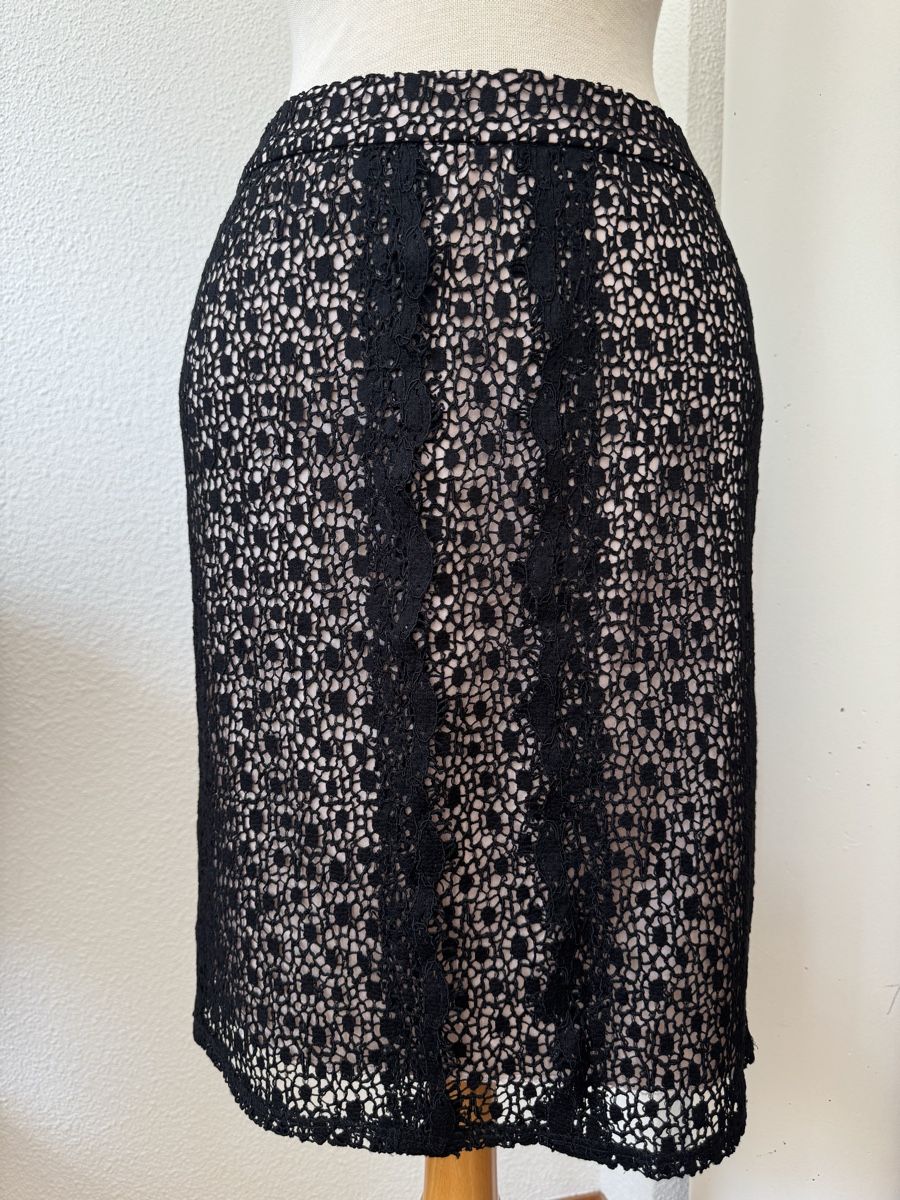 Marc Cain Gonne: Jupe Marccain noire dentelle taille 1  – Nuovo (secondo la descrizione) da Morges venduto da sandy069