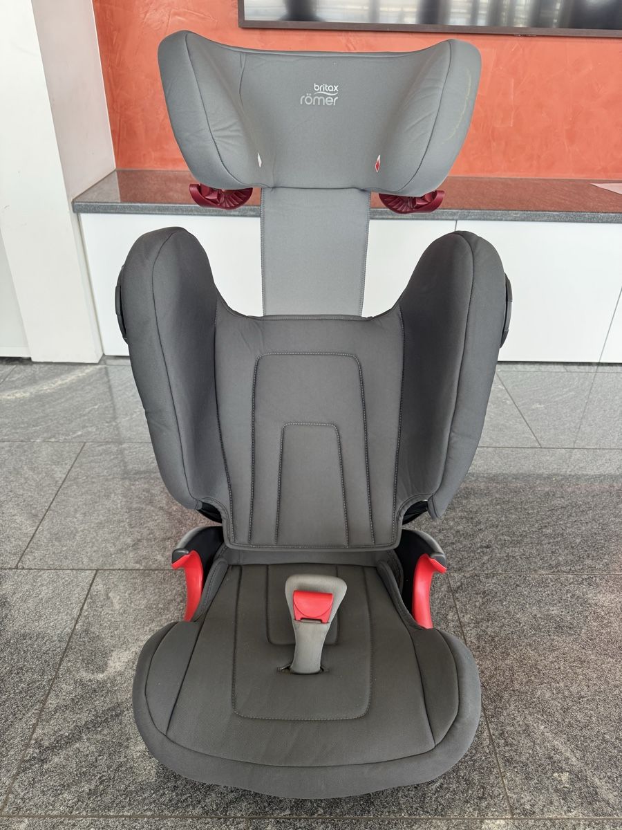 Britax Römer Seggiolini per auto: Kinder Autositz Römer britax – Nuovo (secondo la descrizione) da Pfäffikon ZH venduto da Hermon1 2