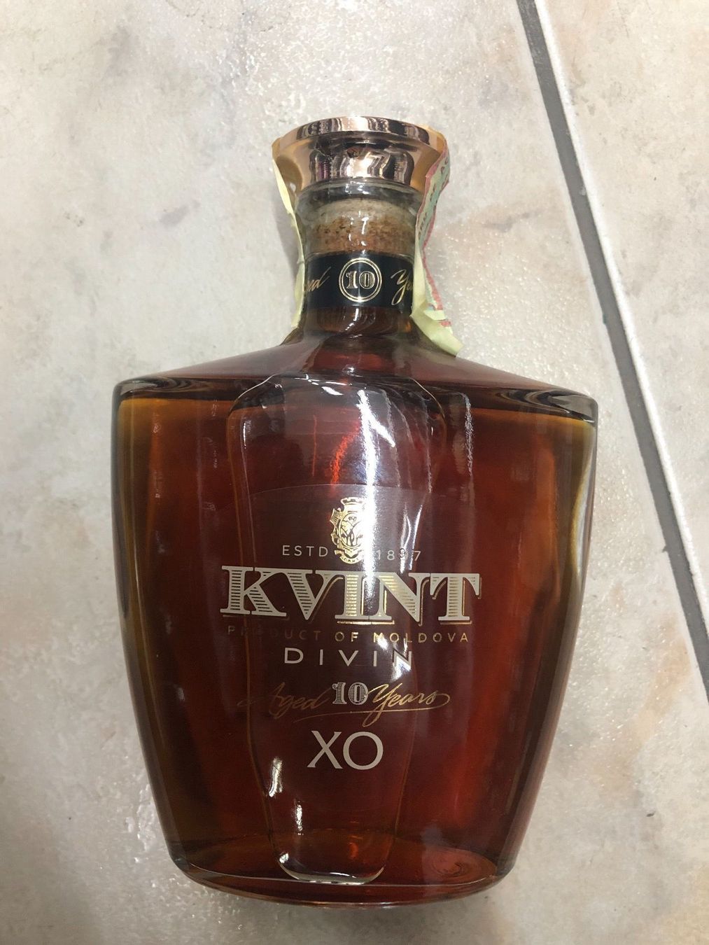 Bevande alcoliche: KVINT DIVIN 10Y XO Moldawien – Nuovo e nell'imballaggio originale da Wald ZH venduto da mlnt 2