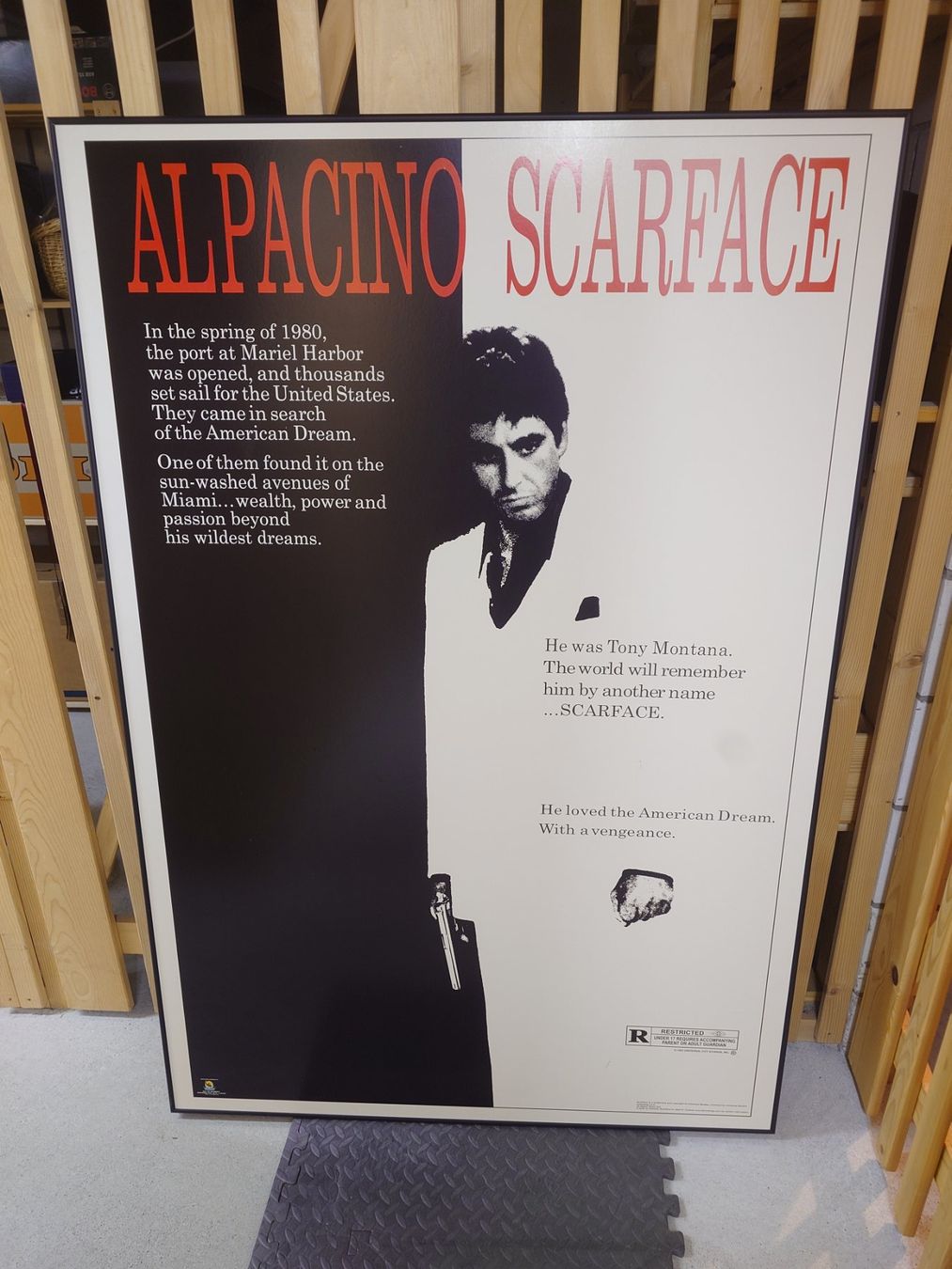 Foto & Immagini: Riesenposter Scareface Gerahmt – Usato da Rheinfelden venduto da dre15