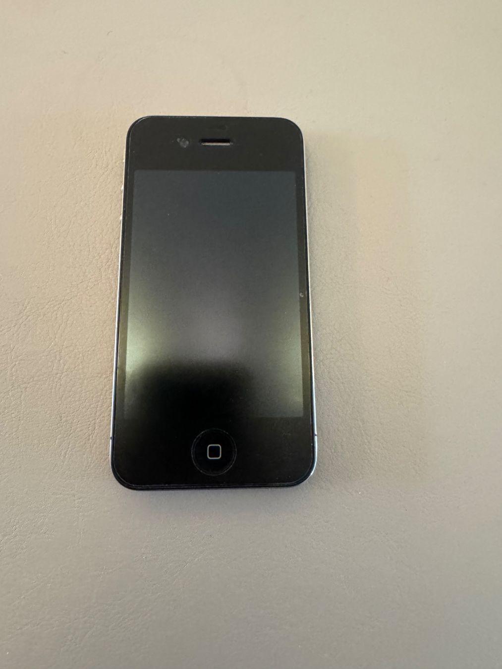 Apple Portables: iPhone 4 / 4s – Défectueux à Adliswil par Busys